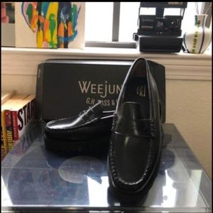 G.H Bass and Co weejun 90’s loafers